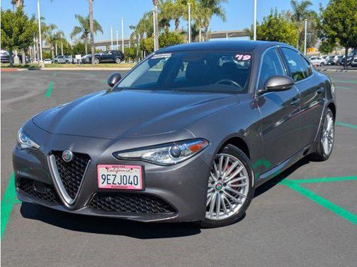 2019 Alfa Romeo Giulia Ti Lusso