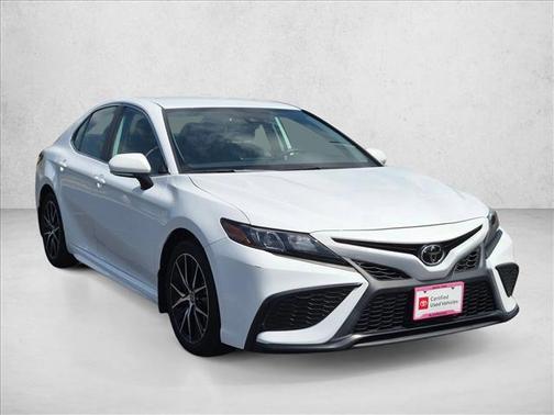 Ice Cap 2023 Toyota Camry SE