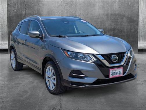2020 Nissan Rogue Sport SV