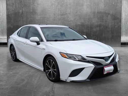 2018 Toyota Camry Hybrid SE