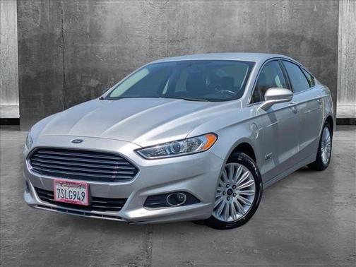 2016 Ford Fusion Energi SE Luxury