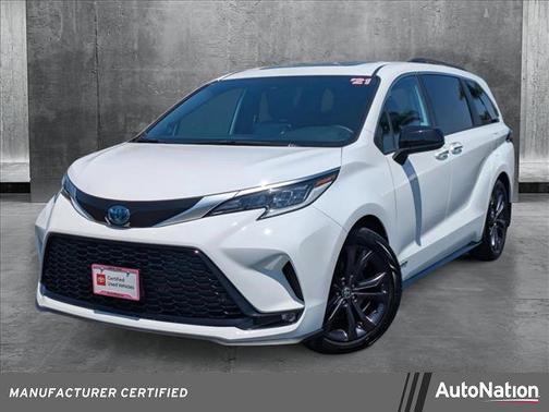 2021 Toyota Sienna XSE 7 Passenger