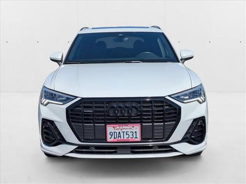 2023 Audi Q3 Premium 45 TFSI S line quattro Tiptronic
