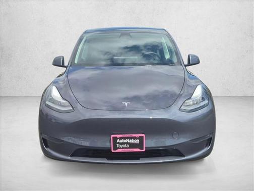 Silver/Gray 2023 Tesla Model Y Long Range Dual Motor All-Wheel Drive