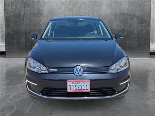 2016 Volkswagen e-Golf SE