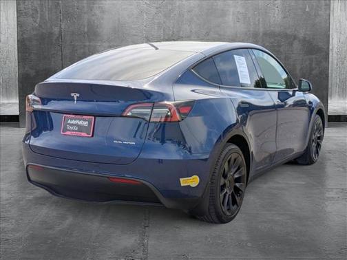 2021 Tesla Model Y Long Range Dual Motor All-Wheel Drive