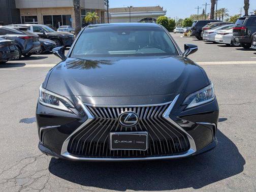 2019 Lexus ES 350 Base