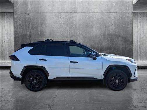 2024 Toyota RAV4 Hybrid SE