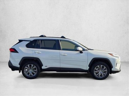 Blizzard Pearl 2022 Toyota RAV4 Hybrid XLE Premium