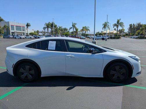 2024 Toyota Prius LE