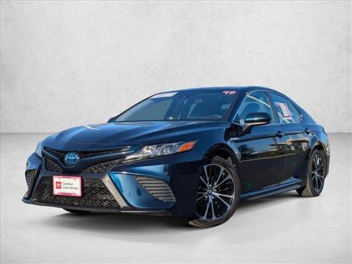 2019 Toyota Camry Hybrid SE