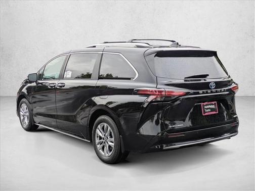 2025 Toyota Sienna Limited