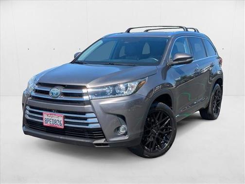 2019 Toyota Highlander Hybrid Platinum