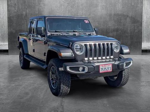 2021 Jeep Gladiator Overland