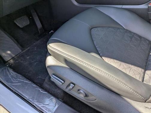 2025 Toyota Highlander Hybrid XLE