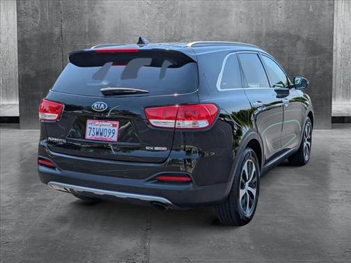 2016 Kia Sorento EX