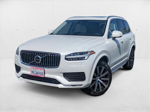 2023 Volvo XC90 B5 Core