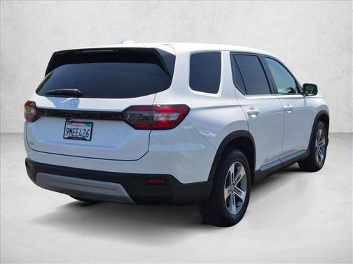 Platinum White Pearl 2024 Honda Pilot EX-L