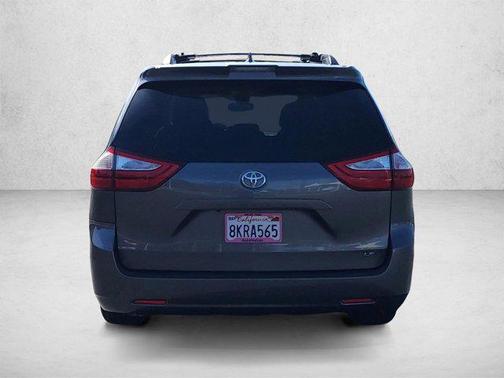 Predawn Gray Mica 2019 Toyota Sienna LE