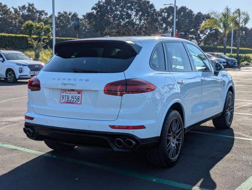 2017 Porsche Cayenne Cayenne S E-Hybrid Platinum Edition