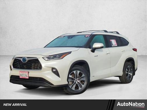 2021 Toyota Highlander Hybrid XLE