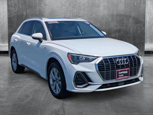 2022 Audi Q3 45 S line Premium