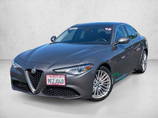 2019 Alfa Romeo Giulia Ti Lusso