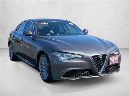 2019 Alfa Romeo Giulia Ti Lusso