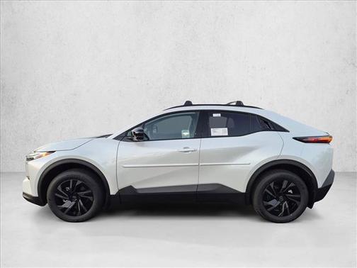 Wind Chill Pearl 2026 Toyota C-HR SE