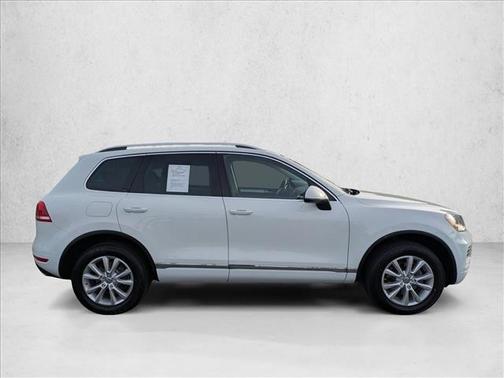 2014 Volkswagen Touareg 3.6L Sport