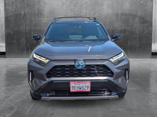 2023 Toyota RAV4 Hybrid SE