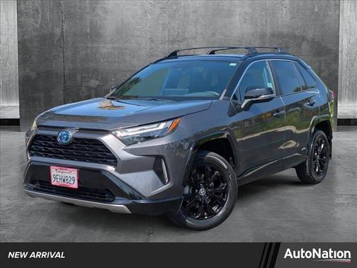 2023 Toyota RAV4 Hybrid SE