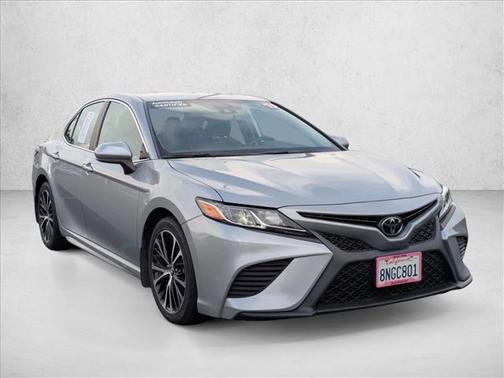2019 Toyota Camry SE