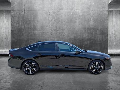 2023 Honda Accord Hybrid Base