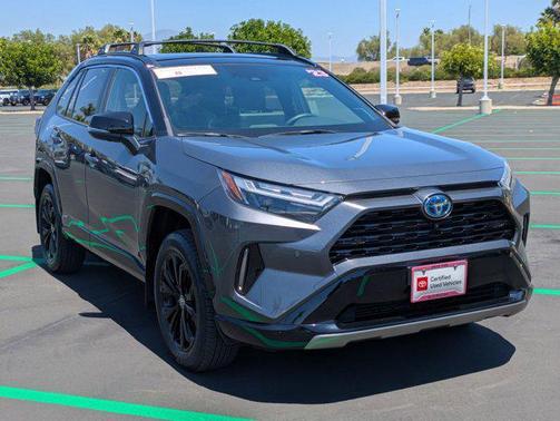 2023 Toyota RAV4 Hybrid SE