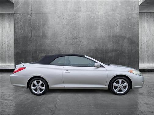 2005 Toyota Camry Solara SLE V6