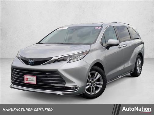 2022 Toyota Sienna Limited