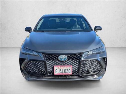 2019 Toyota Avalon Hybrid XSE