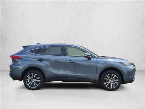 Coastal Gray Metallic 2021 Toyota Venza LE
