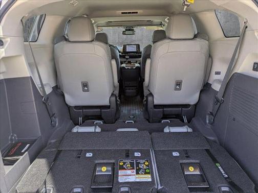 2024 Toyota Sienna XLE 7 Passenger