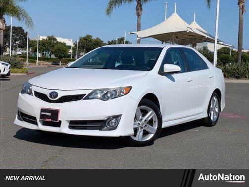 2014 Toyota Camry SE