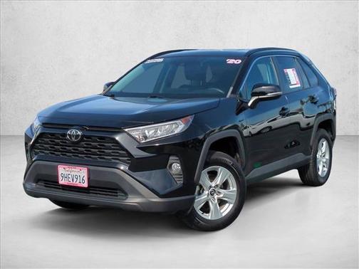 2020 Toyota RAV4 XLE
