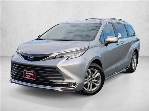 2025 Toyota Sienna Limited