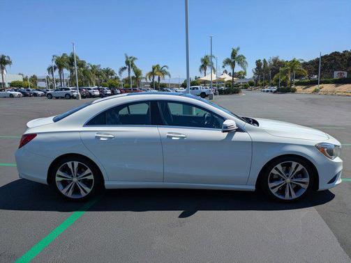 2014 Mercedes-Benz CLA-Class Base