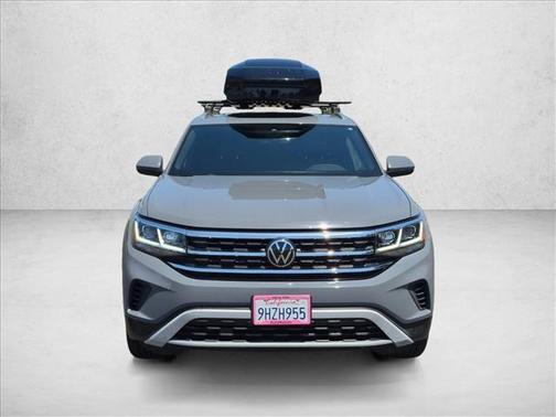 Pure Gray [Gray] 2023 Volkswagen Atlas Cross Sport 3.6L V6 SEL