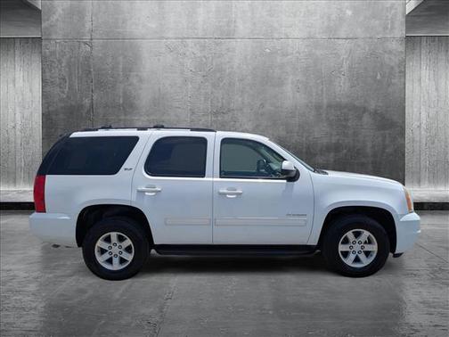 2011 GMC Yukon SLT
