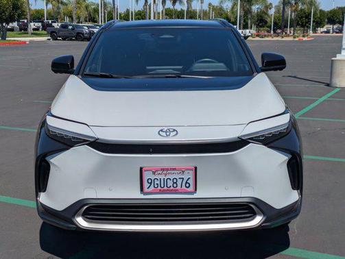 2023 Toyota bZ4X Limited