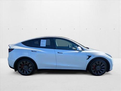 2023 Tesla Model Y Performance Dual Motor All-Wheel Drive