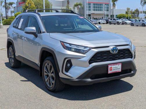 2024 Toyota RAV4 Hybrid XLE Premium