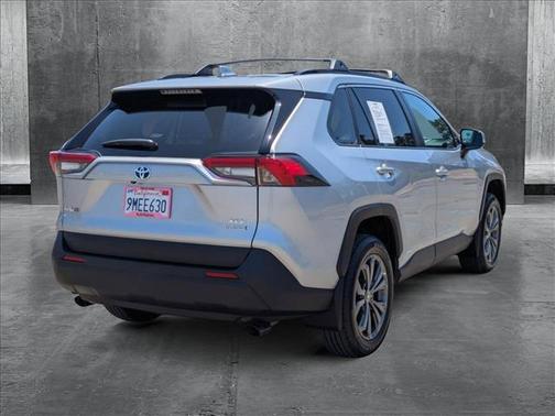 2024 Toyota RAV4 Hybrid XLE Premium
